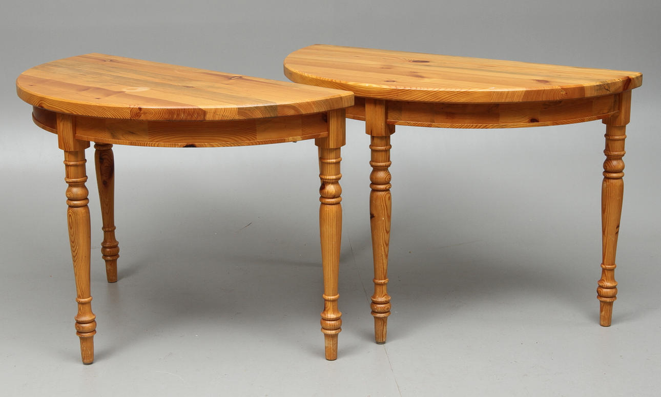 MÅNBORD, 1 par, 1900-tal.