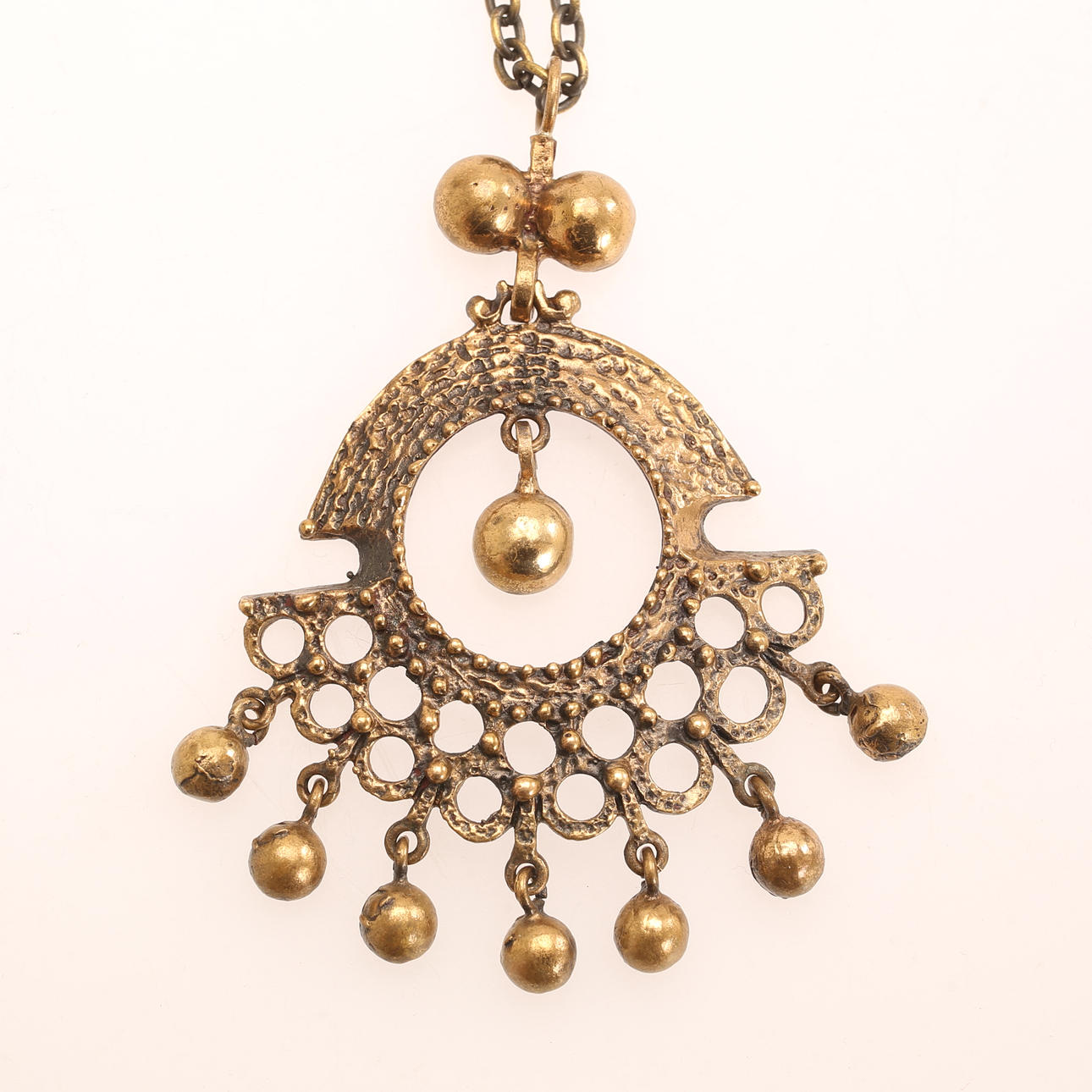 KAULAKORU, pronssi, Tammen Koru, Suomi.