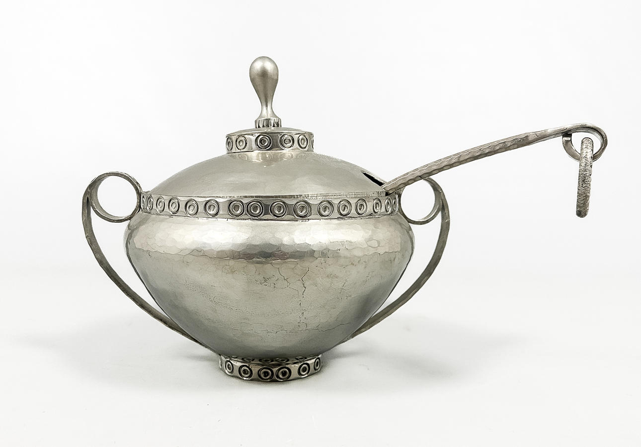 TERRIN & SLEV, Tenn, 1900-talets andra hälft.