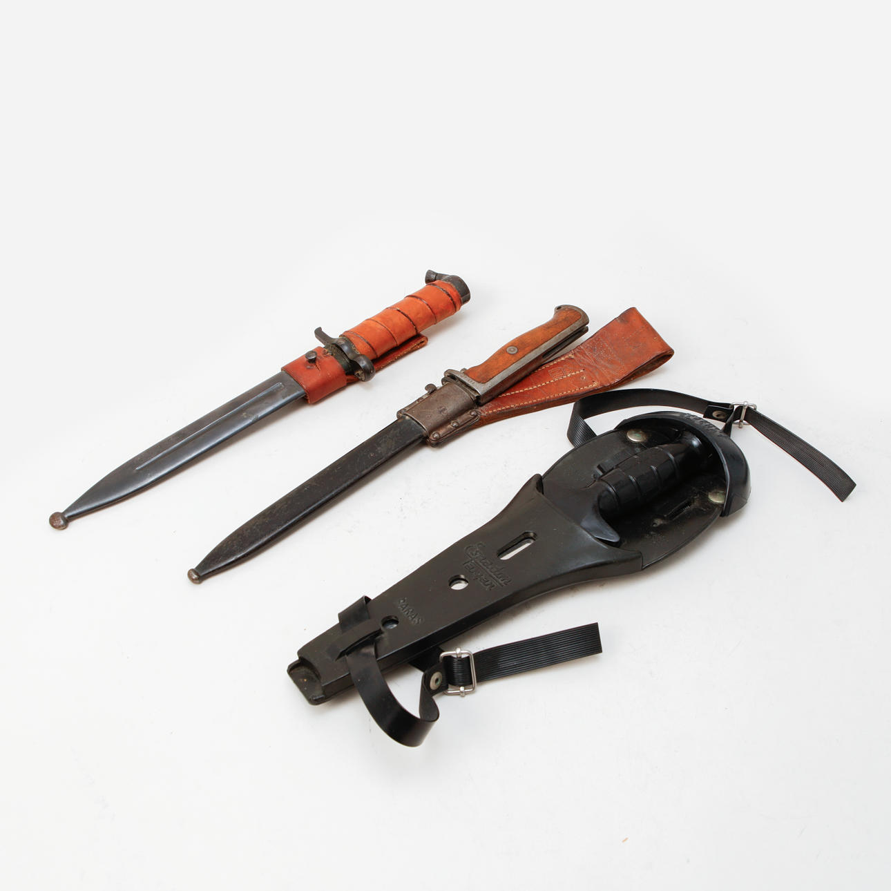 BAJONETTE UND MESSER, 3 Stück.