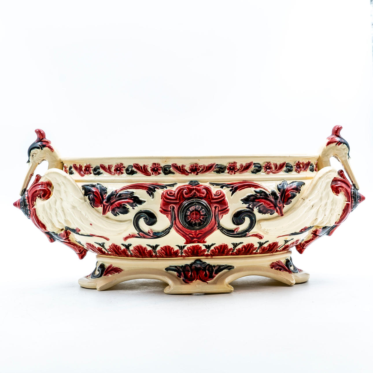 RÖRSTRAND. Jardiniere, majolika, 1900-tal.