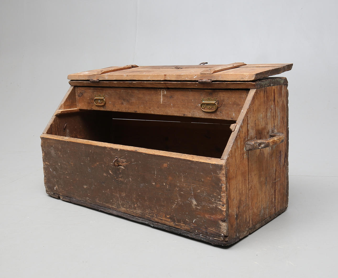 SNICKARLÅDA, allmoge, 1800/1900-tal.