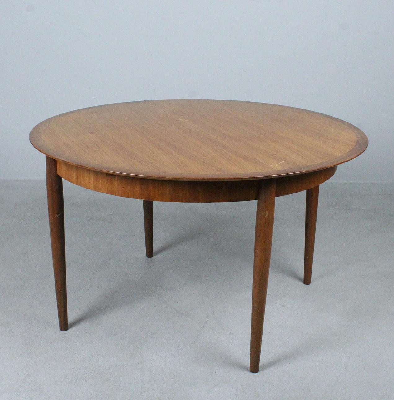 LÜBKE. Expandable table/dining table, 1970s.