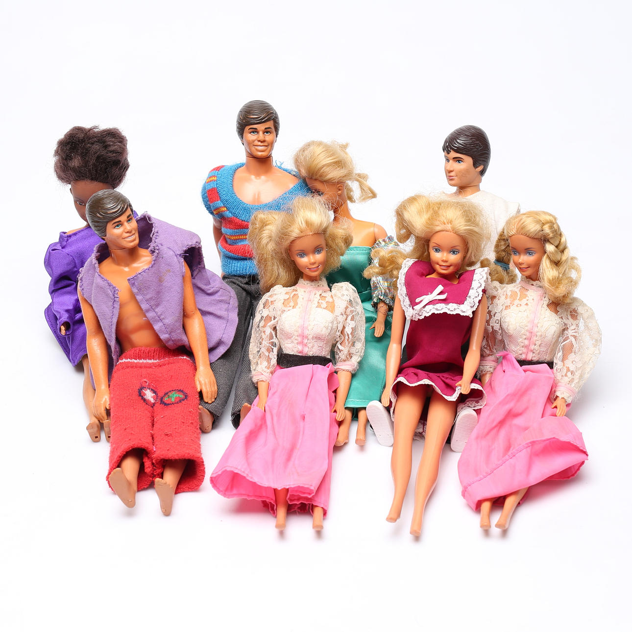 8 DOLLS, including Barbie, Mattel.