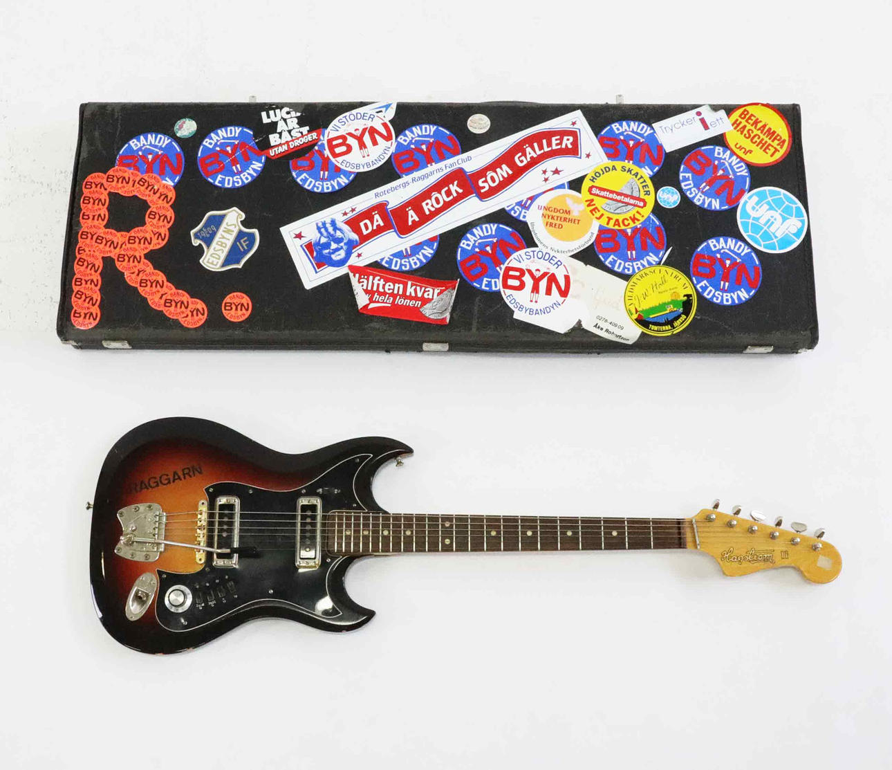 E-GITARRE, Hagstrom II Sunburst, 1965.