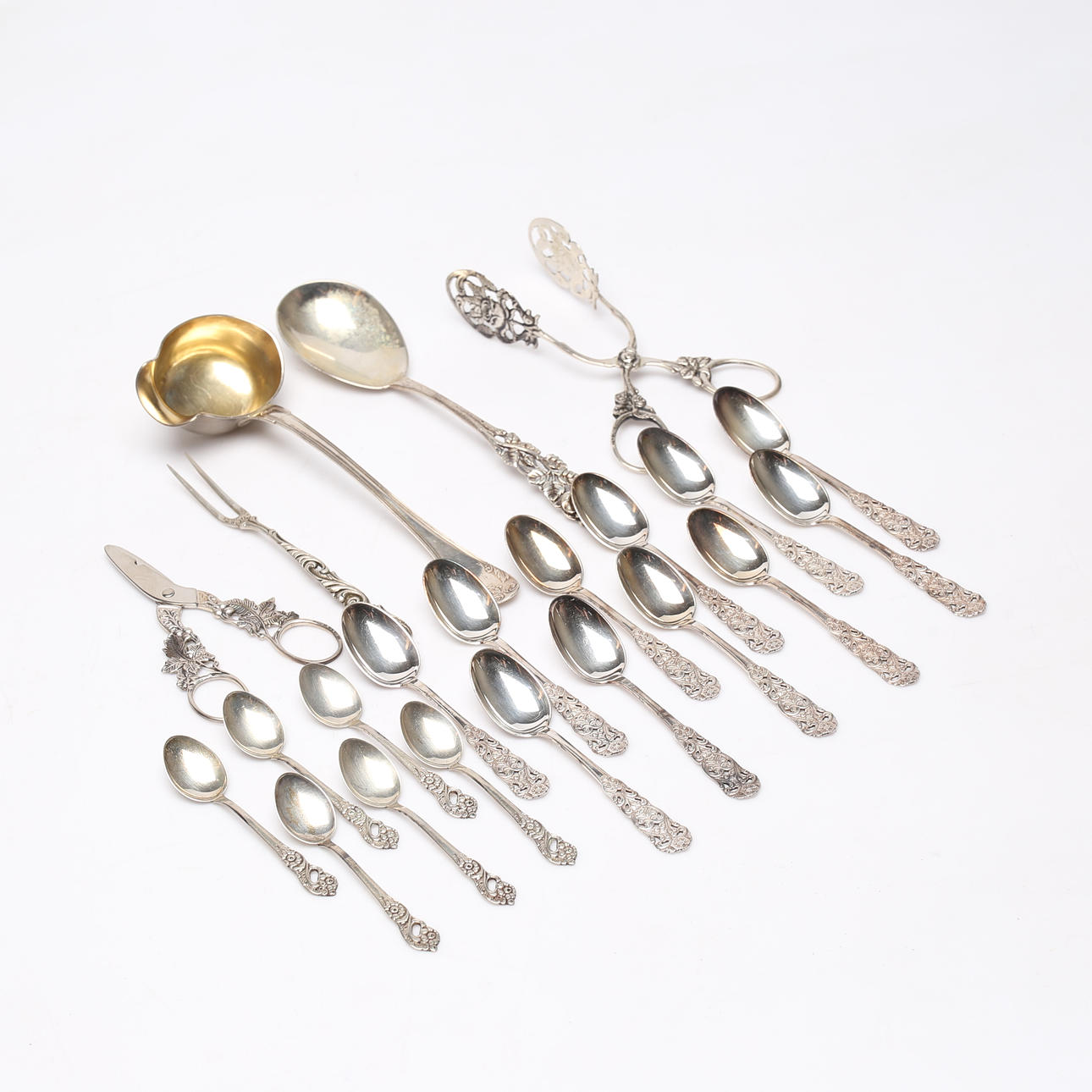 SILVER OBJECTS, total weight ca 328 g.