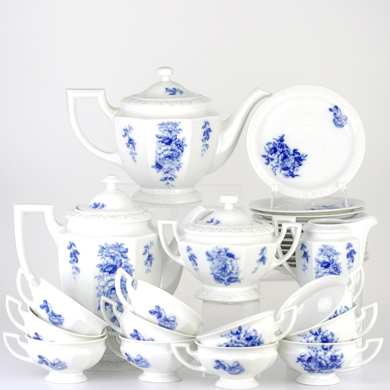 TEESETTI, ”Maria”, 27 osaa, Rosenthal, Saksa.