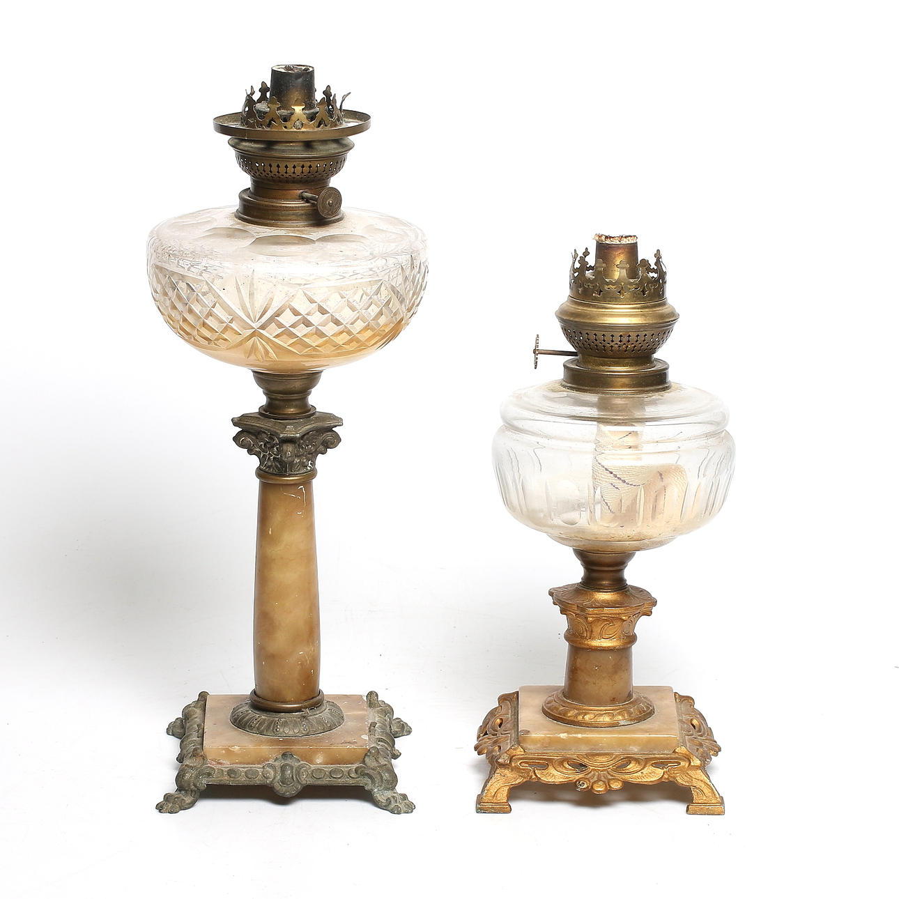 BORDSFOTOGENLAMPOR, 2 st, alabaster och metall, jugend, omkring sekelskiftet 18/1900.