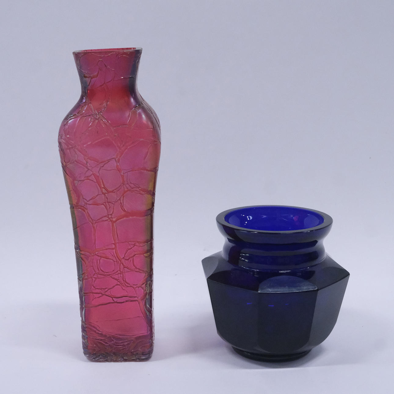 JARRONES, DOS PIEZAS, ART NOUVEAU.