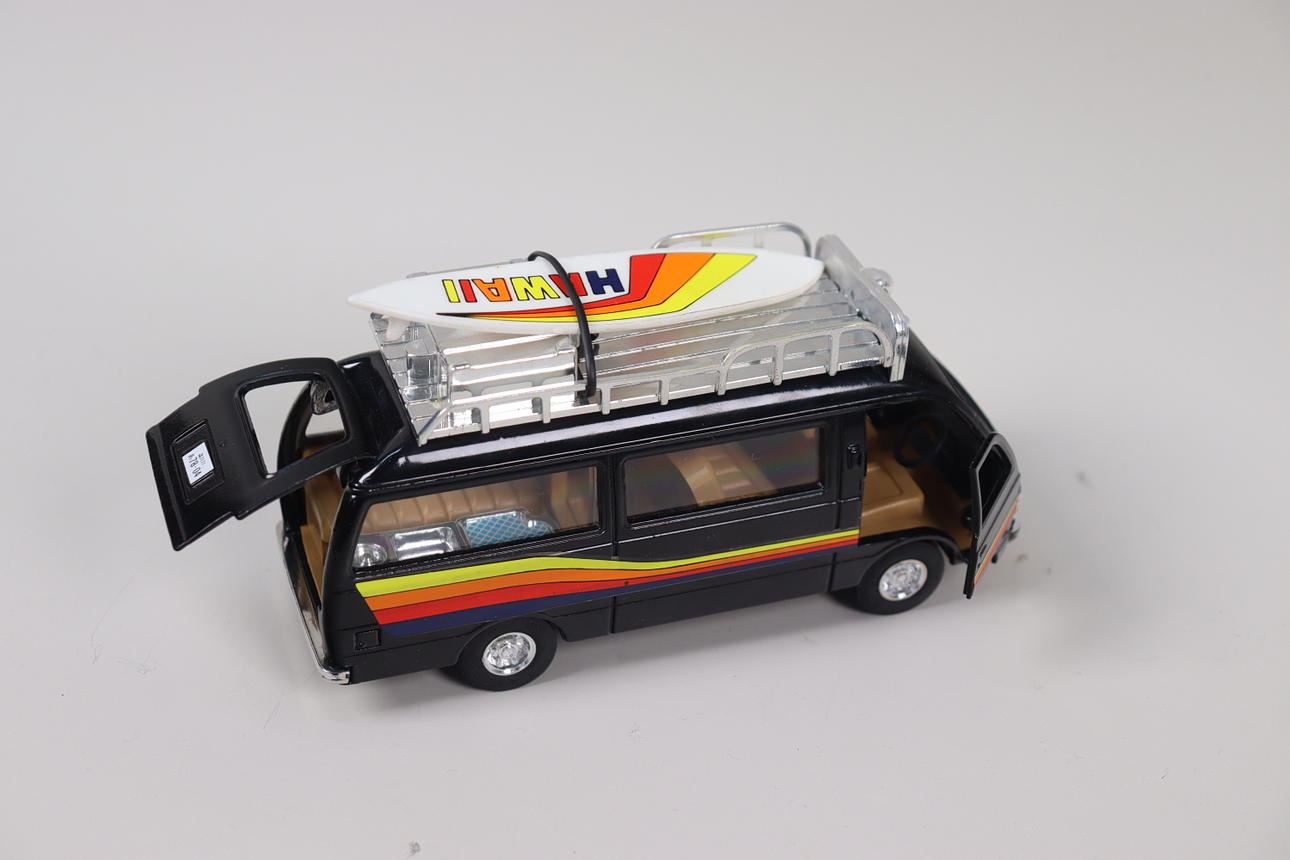 MADE JAPAN DIAPET YONEZAWA TOYS TOYOTA HIACE POLICE BUS 1975 REF 334 = P42 BOX a