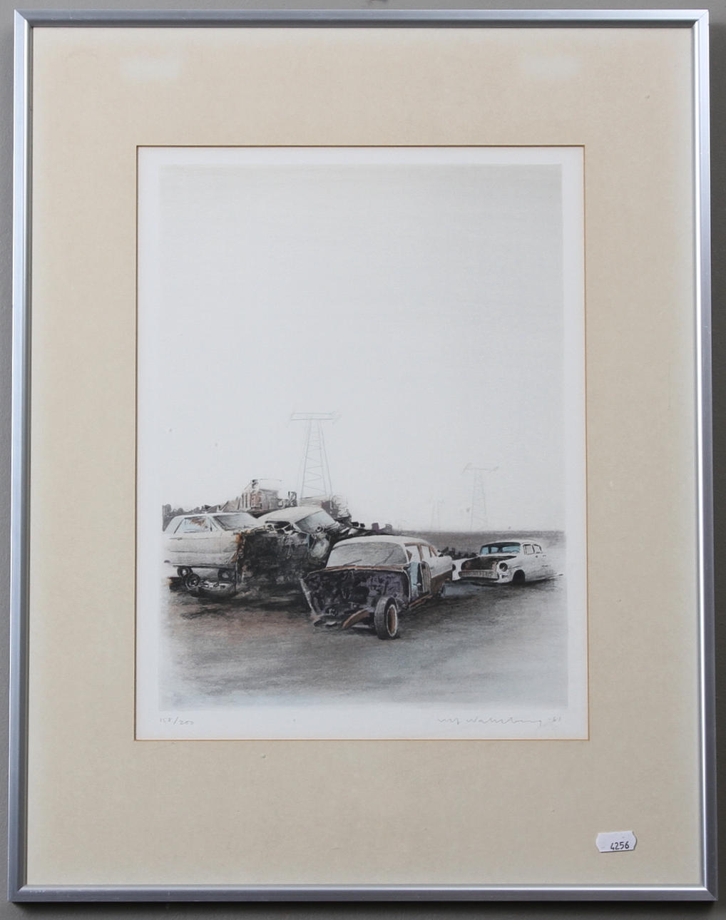 ULF WAHLBERG. Motiv med skrotbilar. Färglitografi, signerad o numrerad 158/200. Daterad -81.