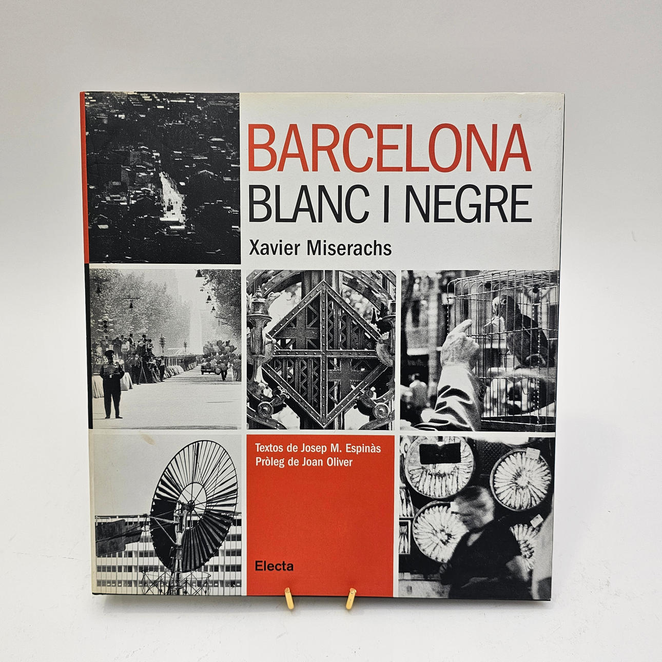 BOOK WITH 371 PHOTOGRAPHS OF XAVIER MISERACHS. “BLACK OR WHITE”. ANNOTATED EDITION BY J.M. SPINÁS.