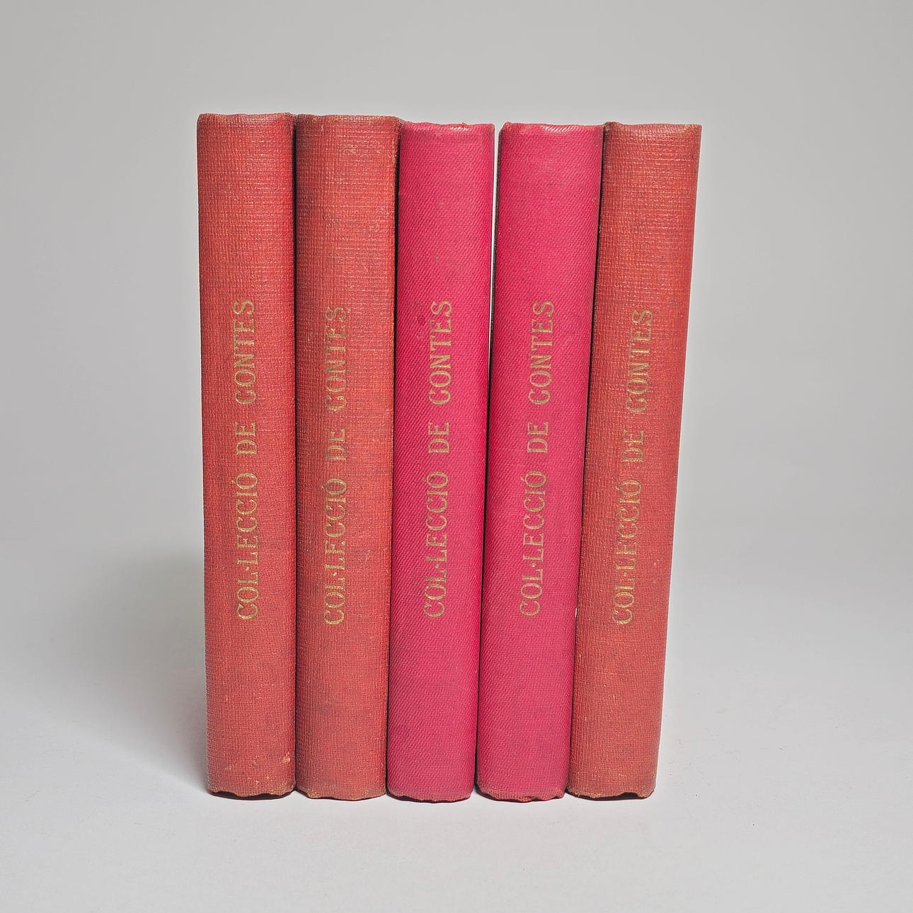 SAMLING AV 5 BARNS BERÄTTELSER PÅ KATALANSKA:.