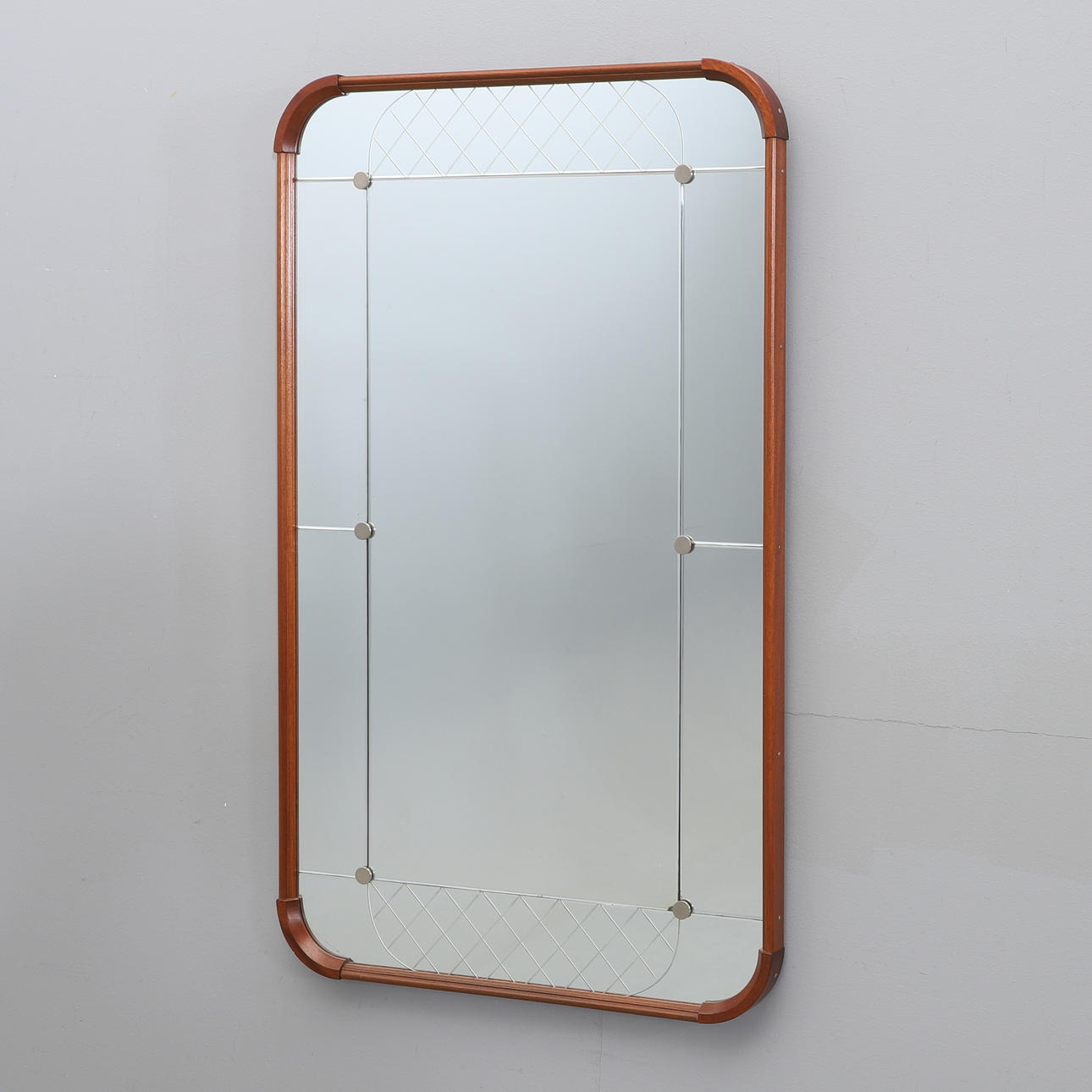 SPEGEL, Glas & Trä, Hovmantorp.