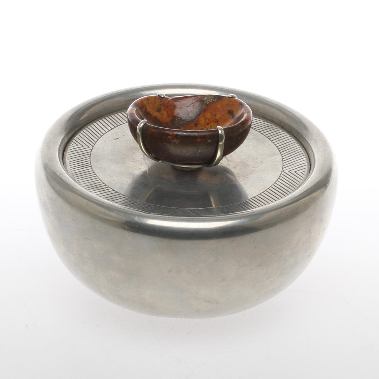 LOCKSKÅL, tenn, Estrid Ericsson, Firma Svenskt Tenn, 1952.