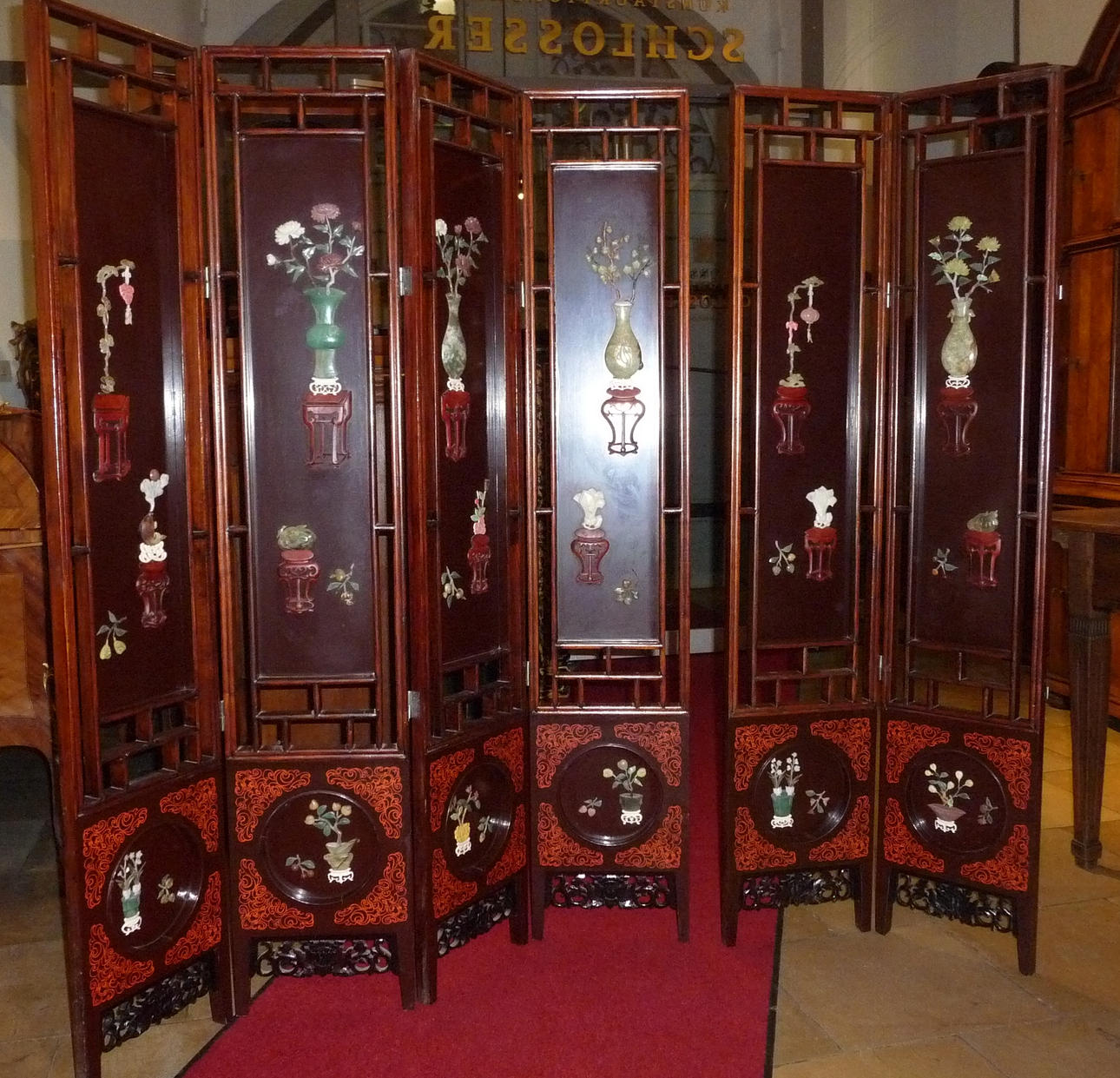 SKärm, Kina, tidigt 1900-tal.