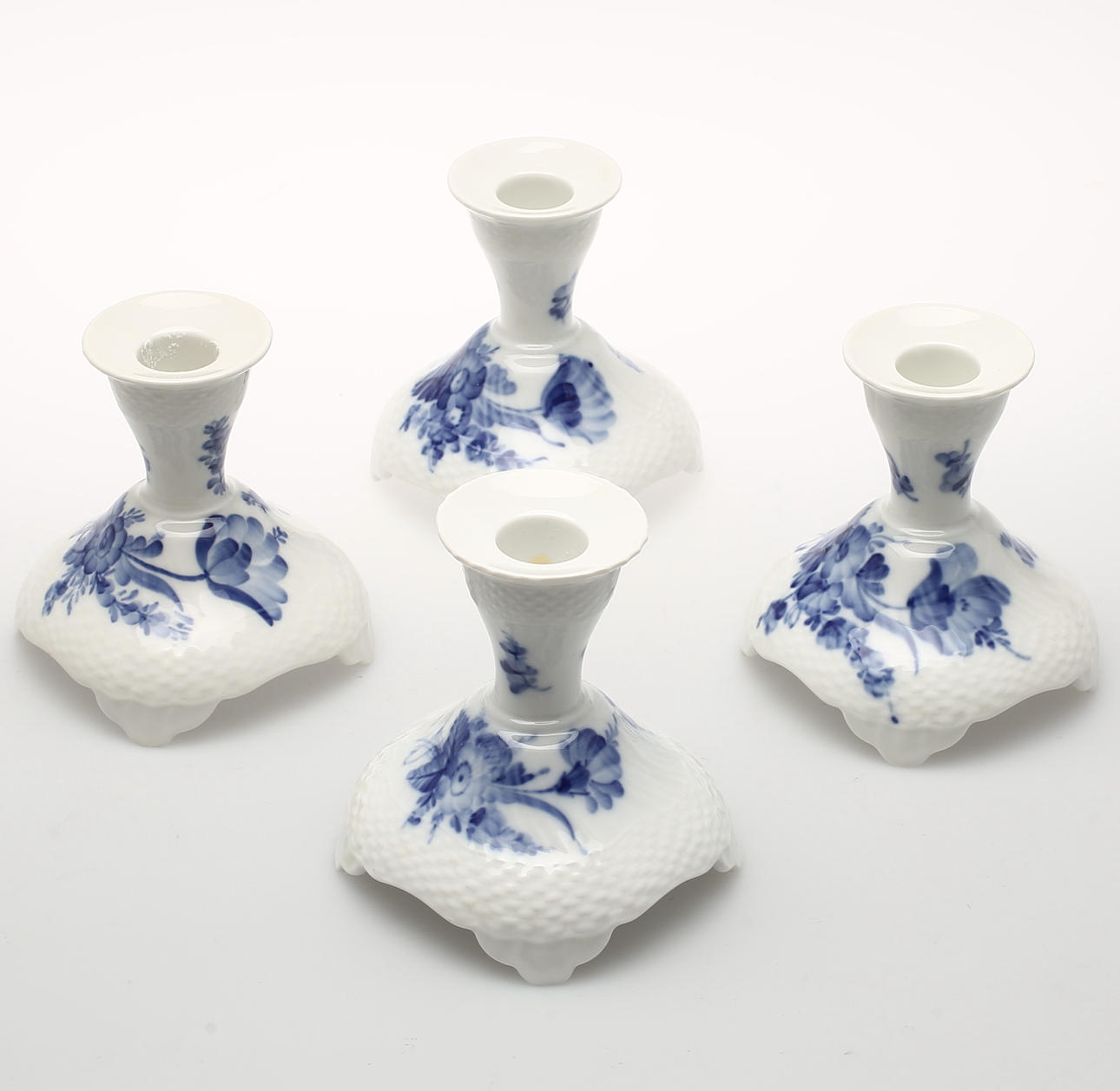 KERZEN, 4 Stk. Königlich dänisch "Blaue Blume".