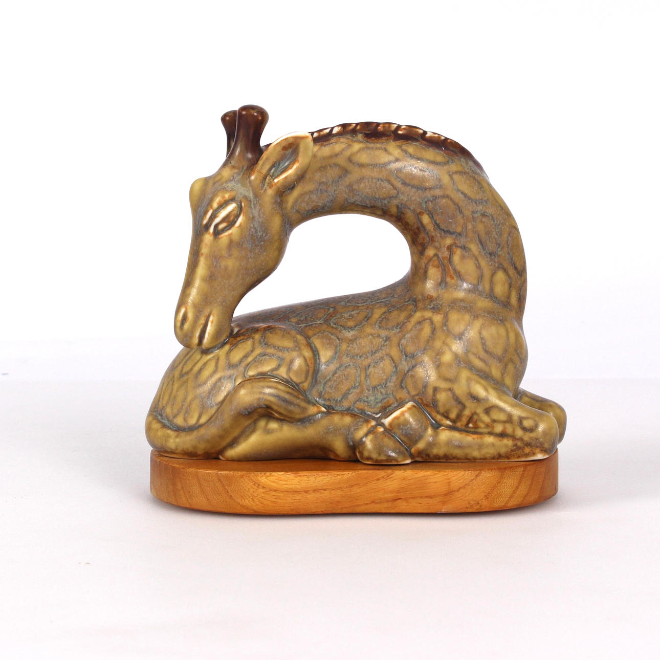 GUNNAR NYLUND. A 20th century Rörstrand figurine.