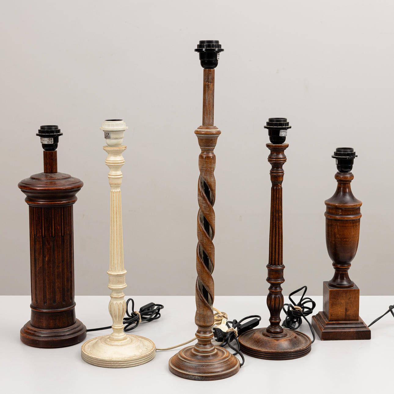 ROBERTO GALLI. Table lamps, 5 pcs, mixed models, labeled.
