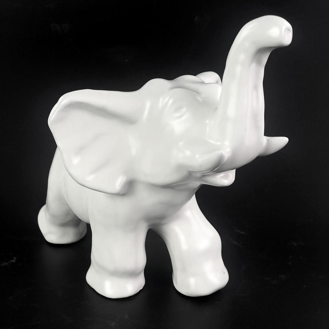 VICKE LINDSTRAND. Figurine, ceramic, elephant, Upsala-Ekeby.