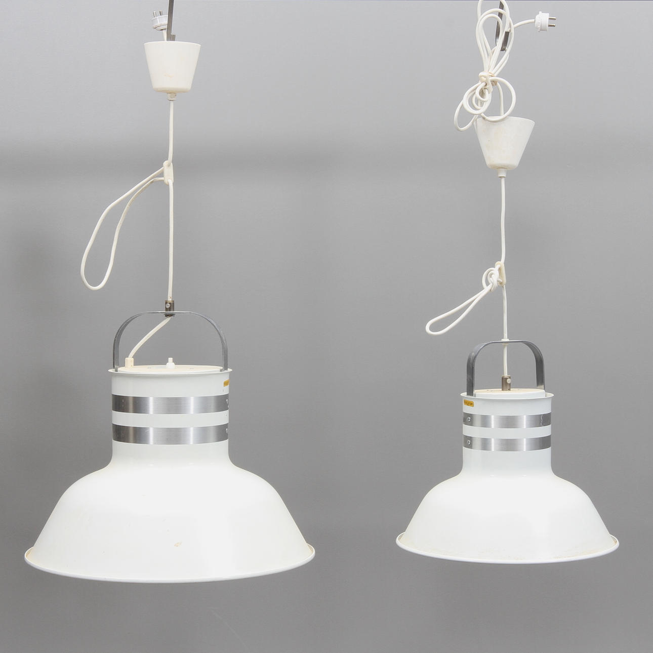 TAKLAMPOR, 2 st, plåt, "Hinken", Kosta Lampan.