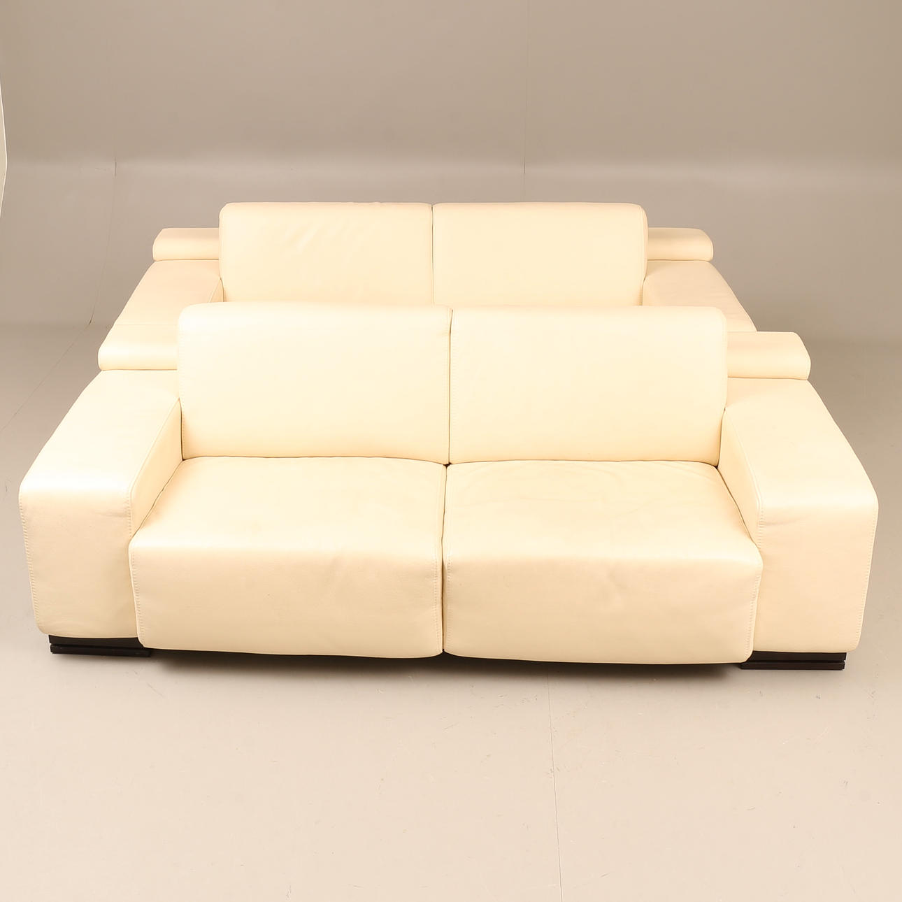 SOFAS, 2 Stück, Leder.