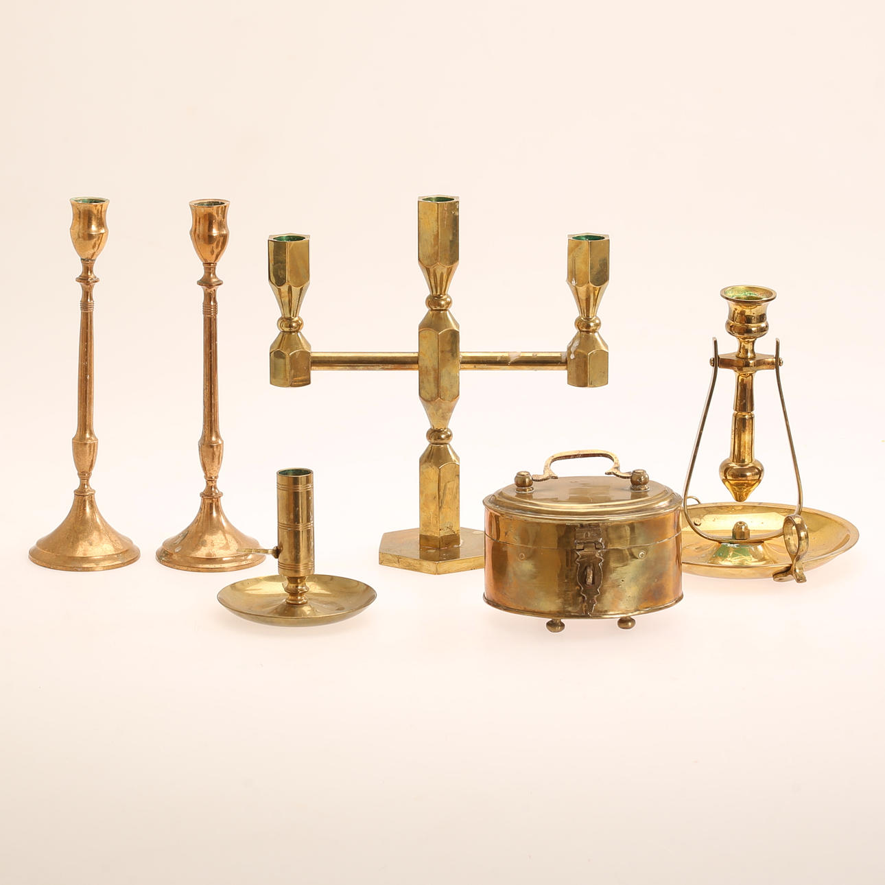 BRASS OBJECTS, 6 pieces.