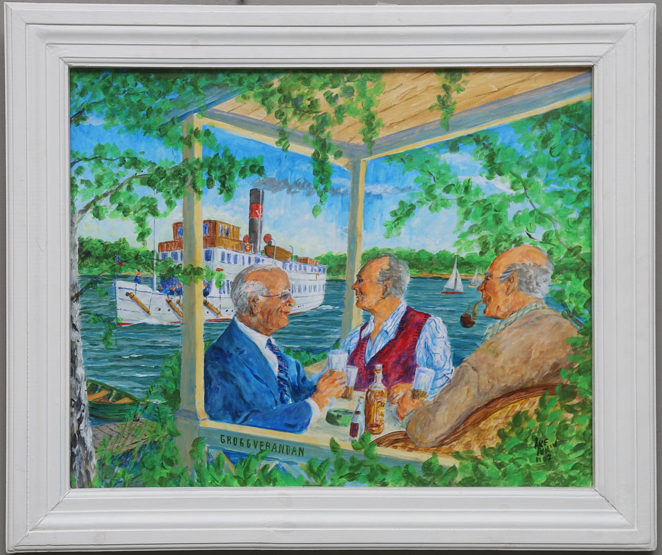 ÅKE ÅHLIN. "Groggverandan (MS Gustavsberg VII i bakgrunden)". Olja på kartong. Signerad och daterad 1992.