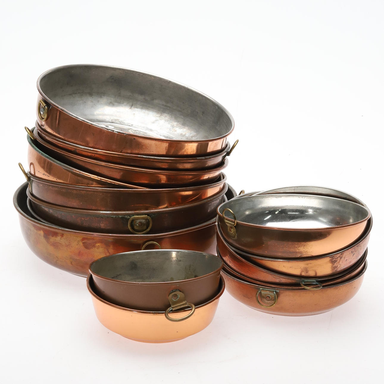 BACKFORMEN. 15 Stück, verzinntes Kupfer.