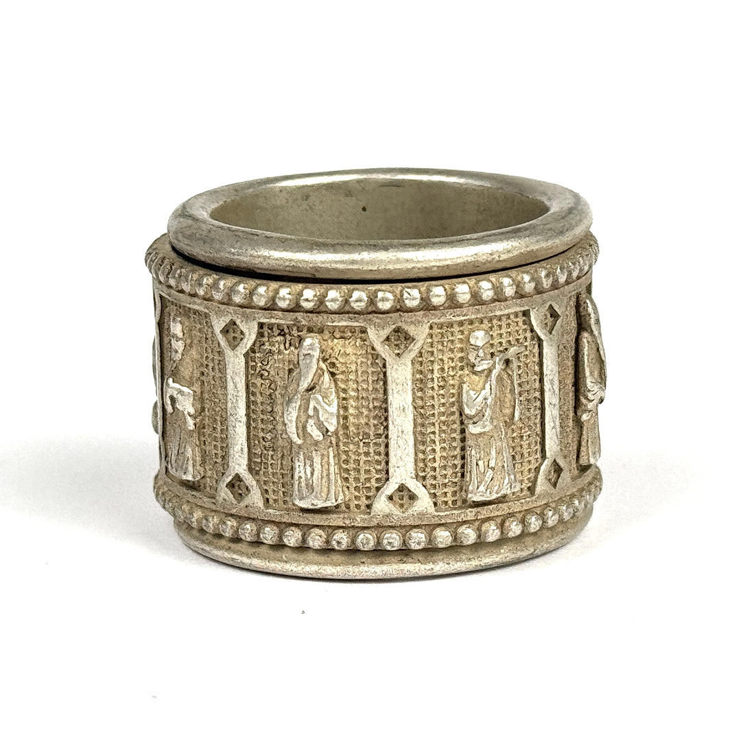 CHINESE WHITE METAL ARCHER'S RING.