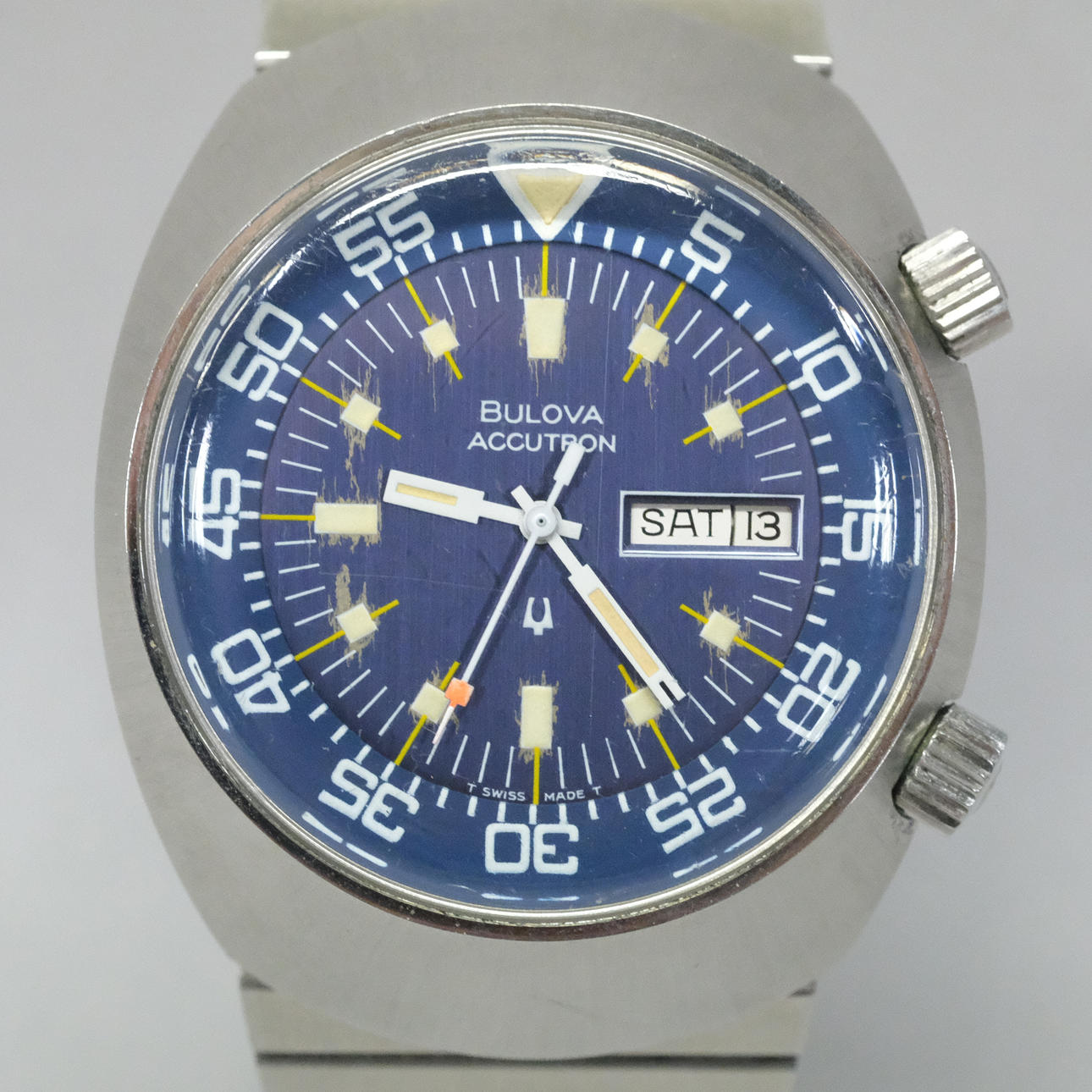 BULOVA, WRISTWATCH, QUARTZ.