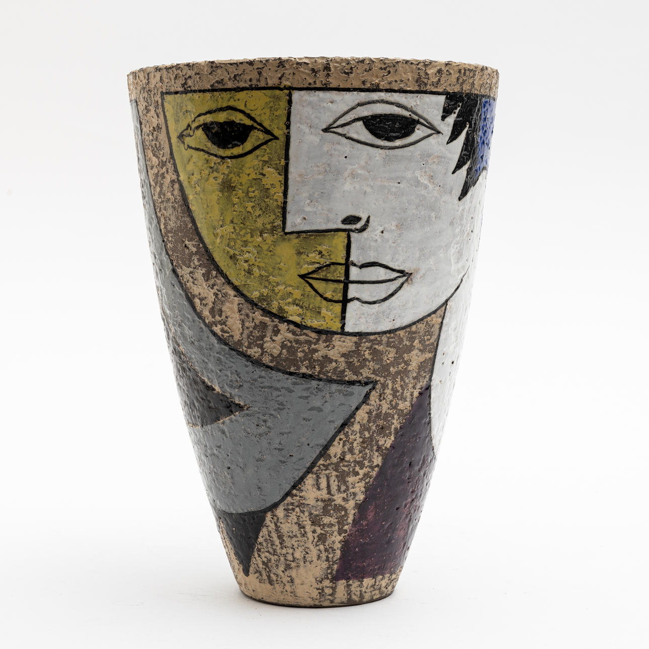 MARI SIMMULSON. Vas, 4846 Uppsala-Ekeby.