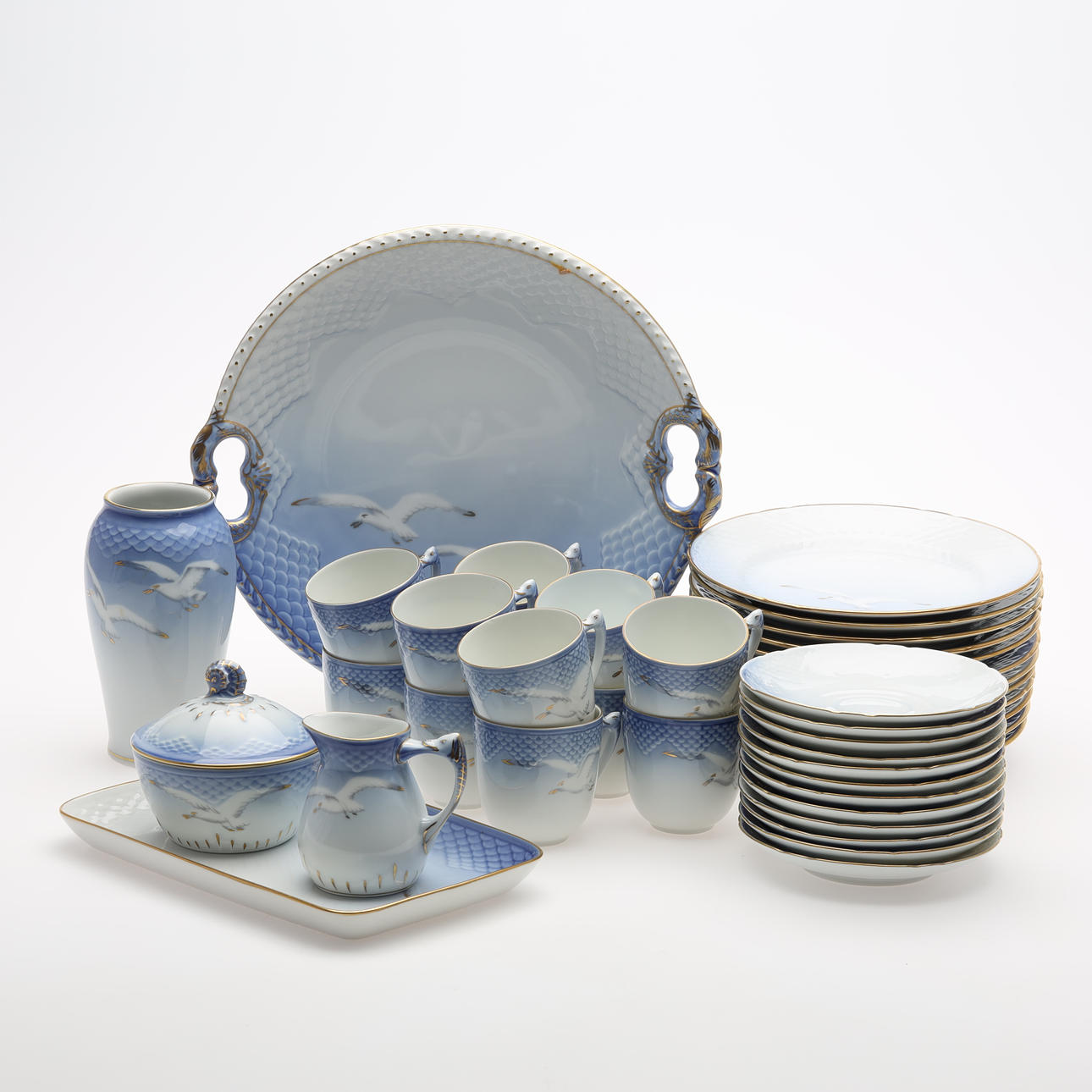 MOCCASERVIS, 41 Stück „Seagull“ Bing & Gröndahl, Dänemark.