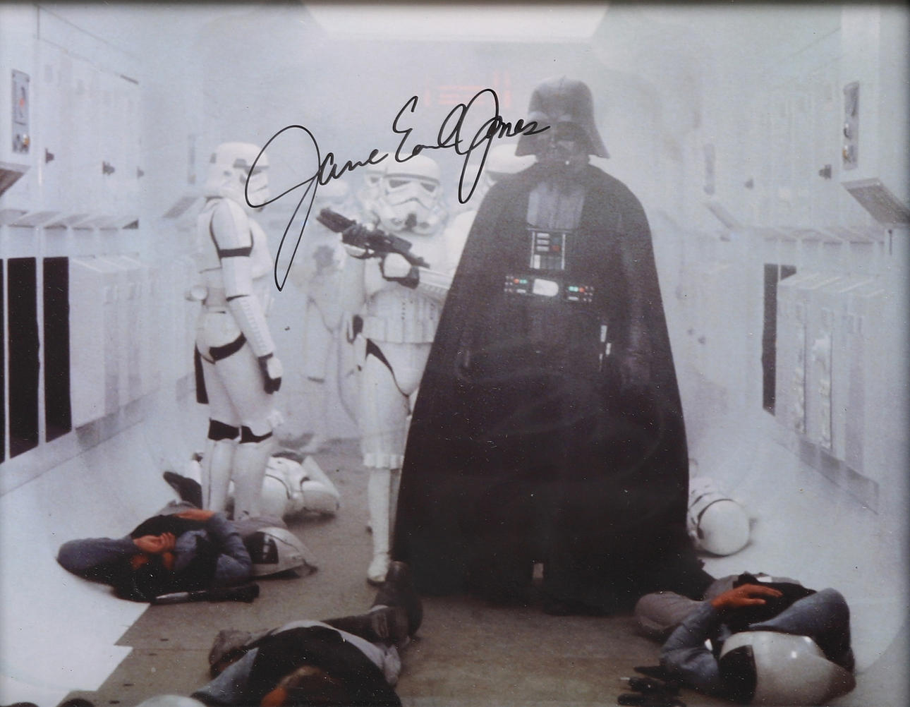 AUTOGRAPH. STAR WARS. JAMES EARL JONS.