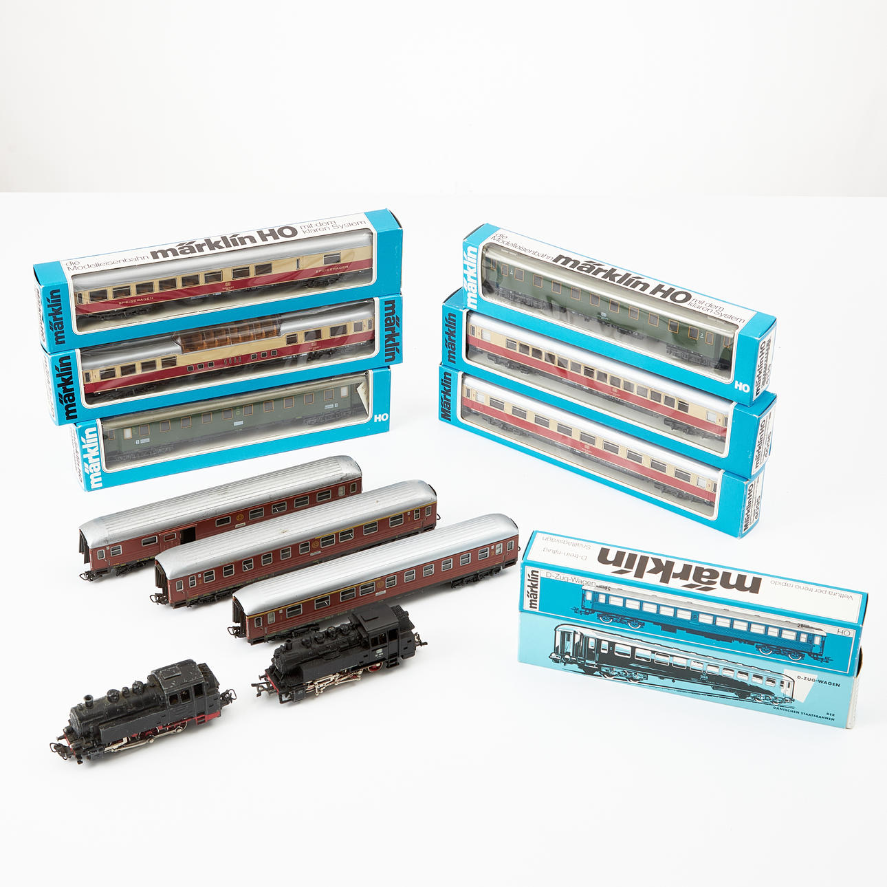 MÄRKLIN, lok, 3 st, vagnar, 13 st, HO.