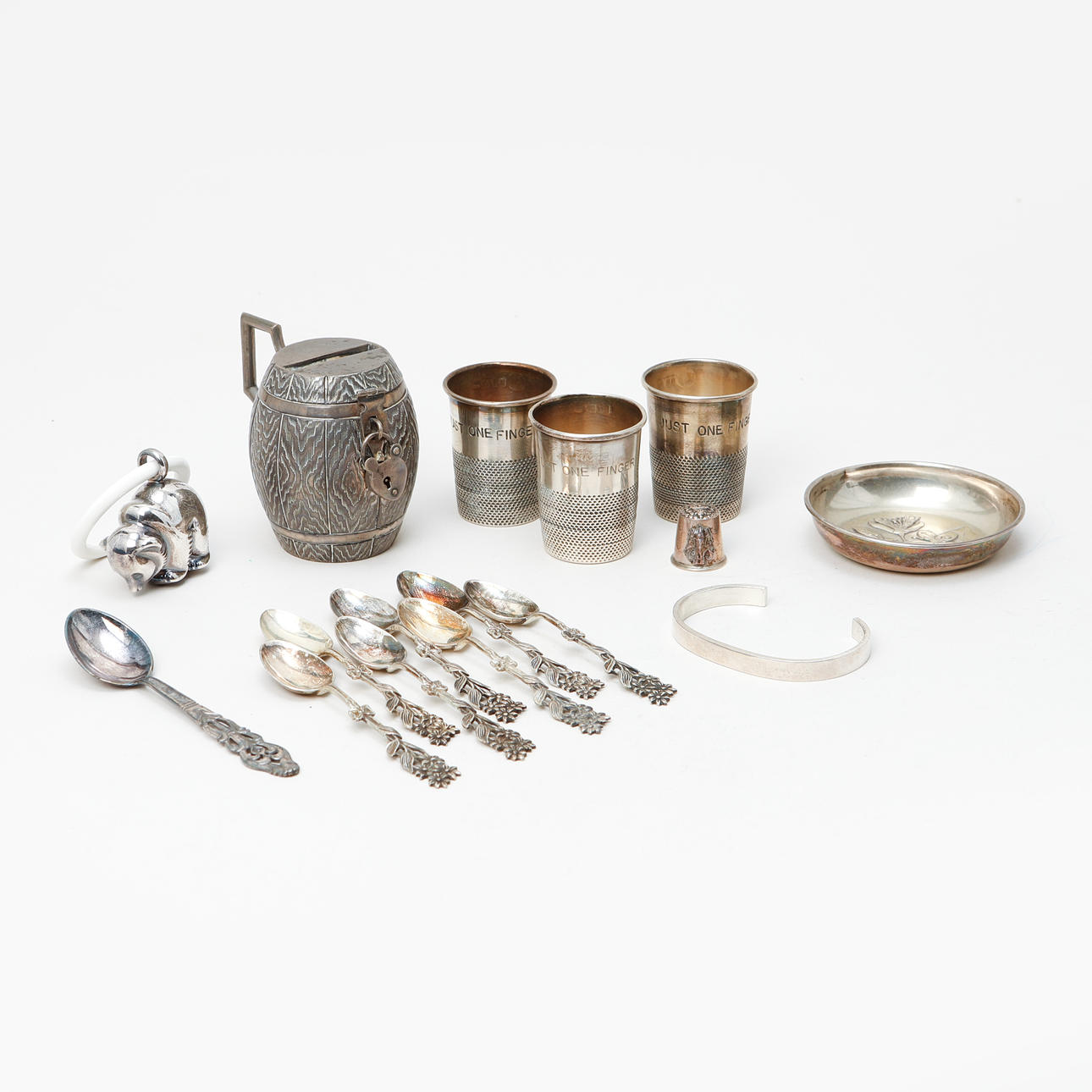 SILVER, 16 delar, totalvikt ca 270 gram.