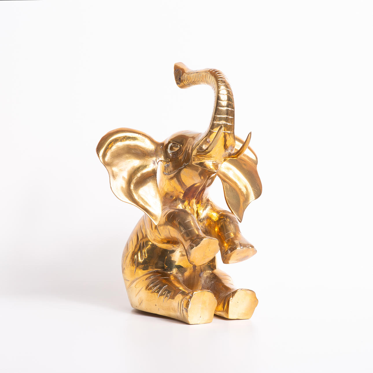 FIGURINE, yellow metal, elephant.