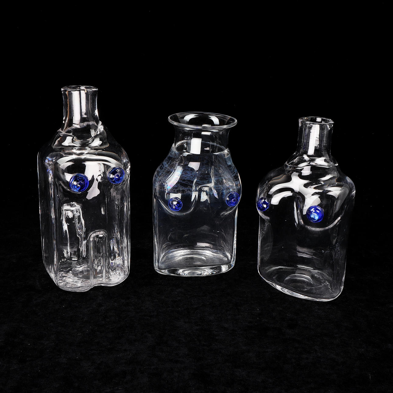 ERIK HÖGLUND. Flaskor, 3 st, glas, Boda, signerade.