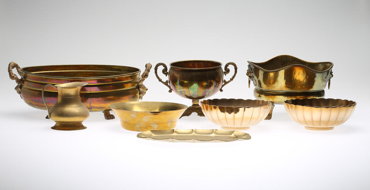 MÄSSINGSFÖREMÅL, 7 delar, 1900-tal.