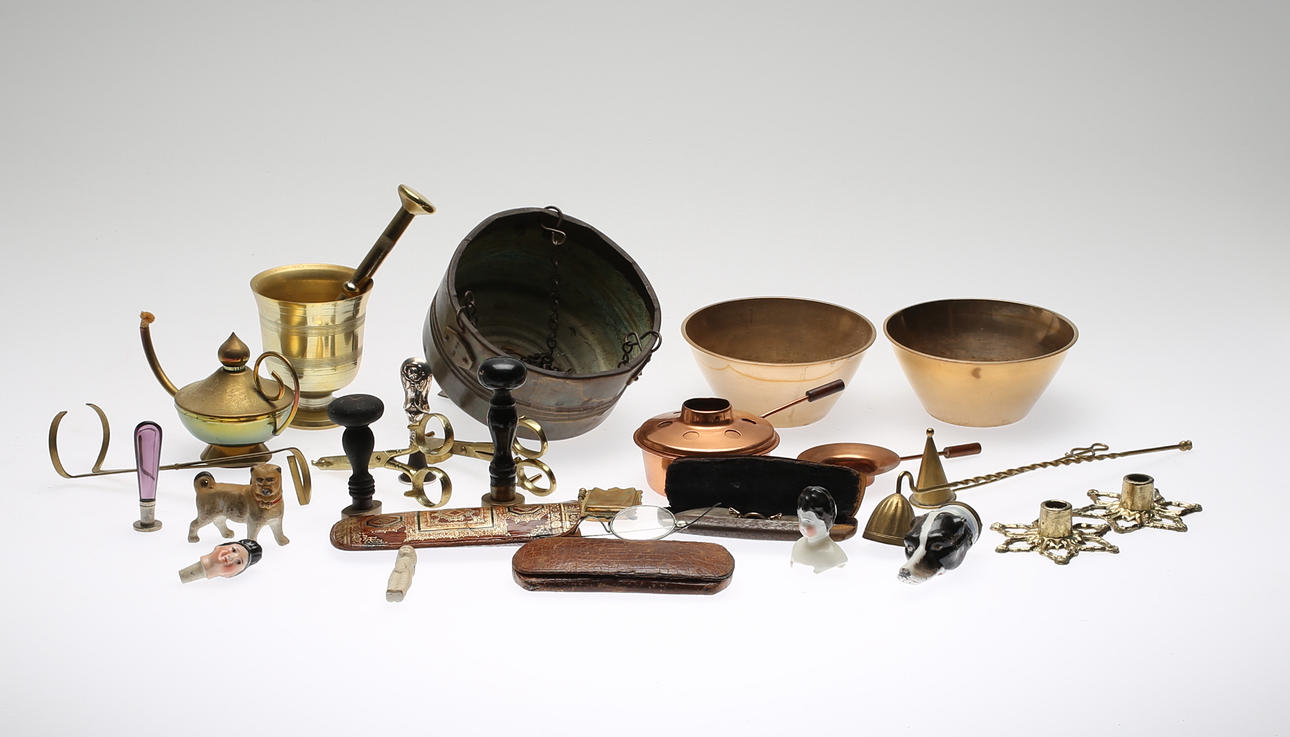 DIVERSE, bl a glasögon, 1800-/1900-tal.