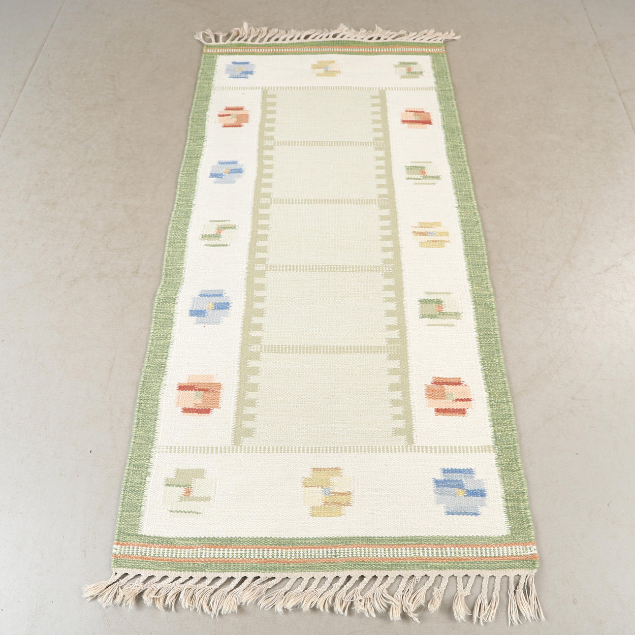 RUG, wicker, 180 x 85 cm.