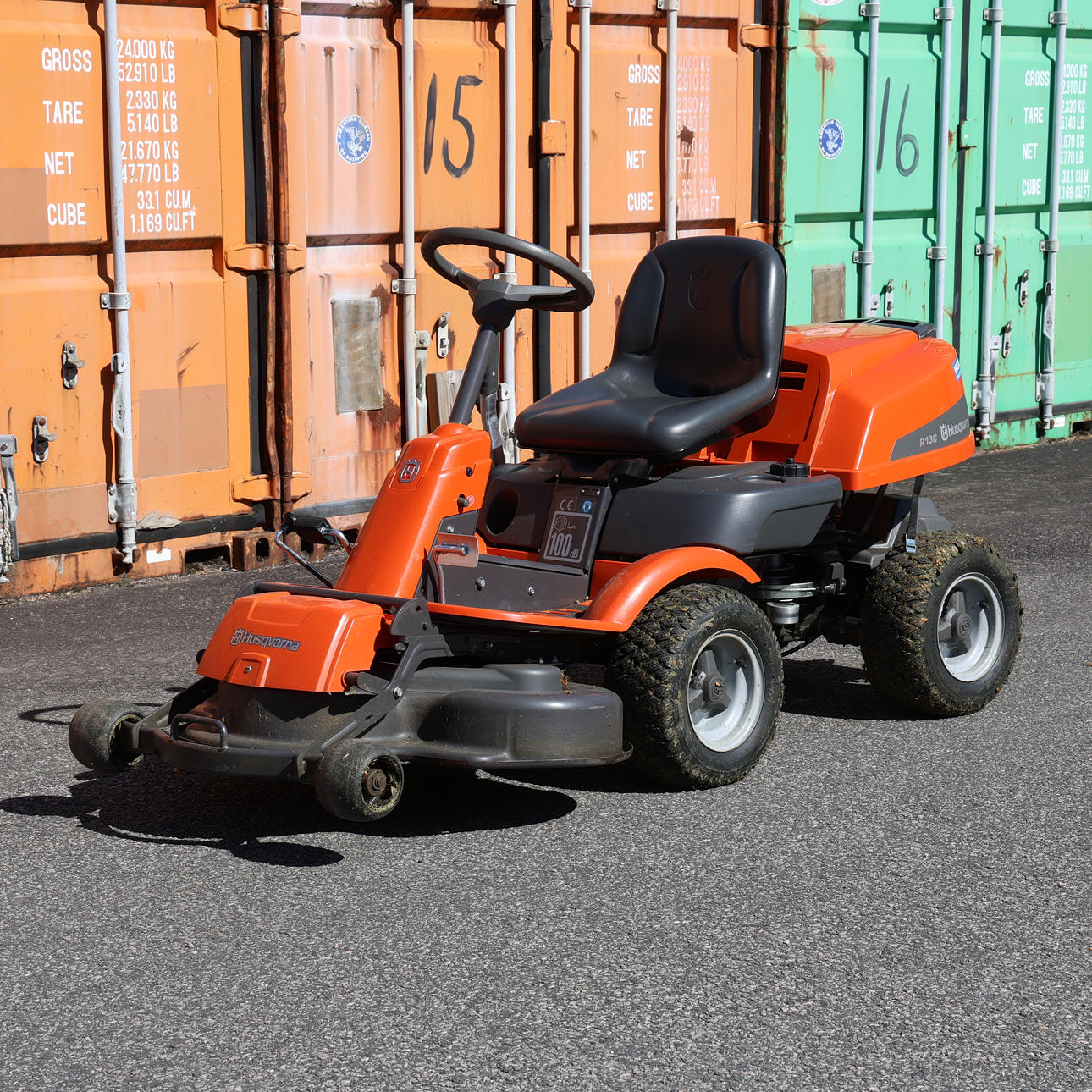 RUOHONLEIKKURI HUSQVARNA R13C.