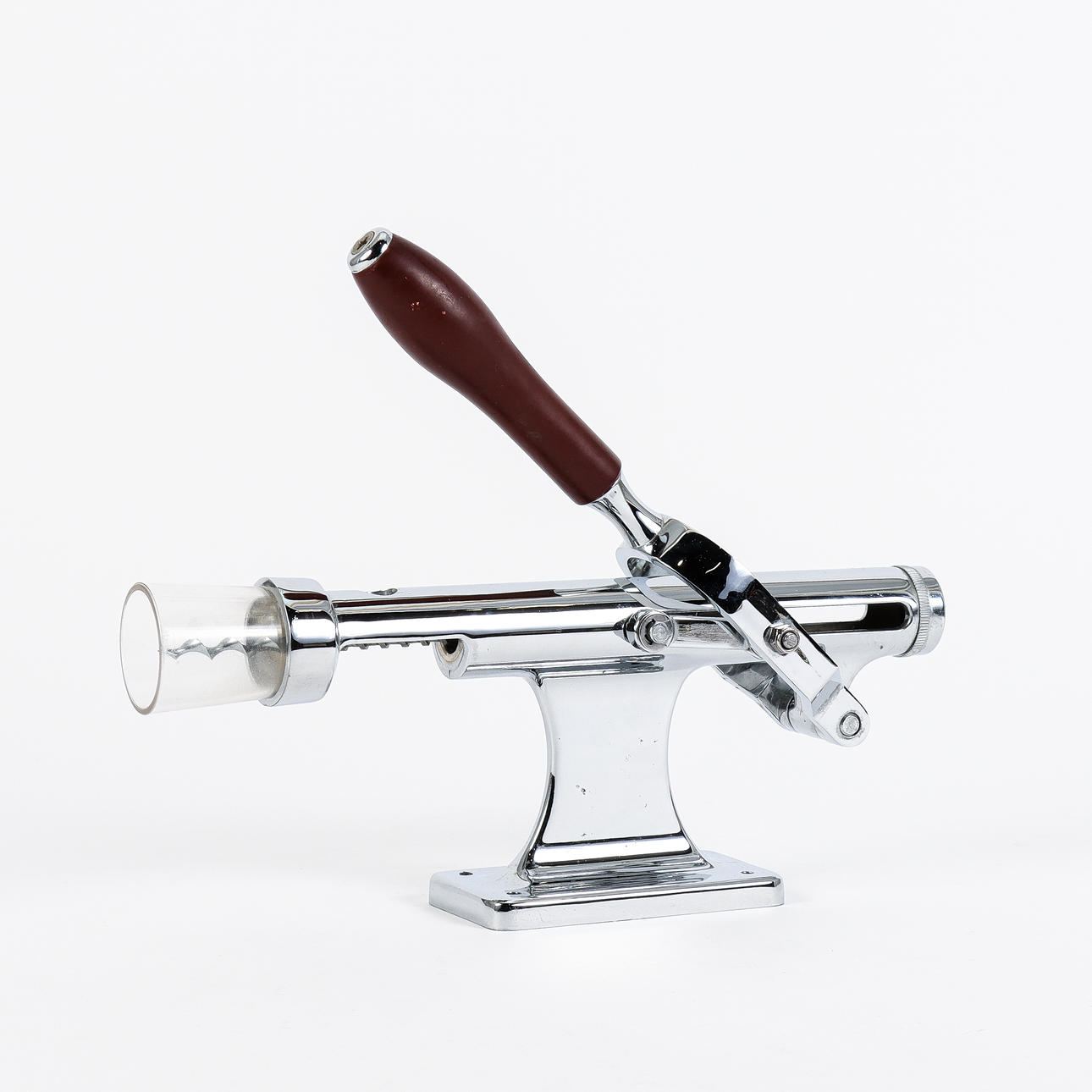 KORKENZIEHER für die Wandmontage.