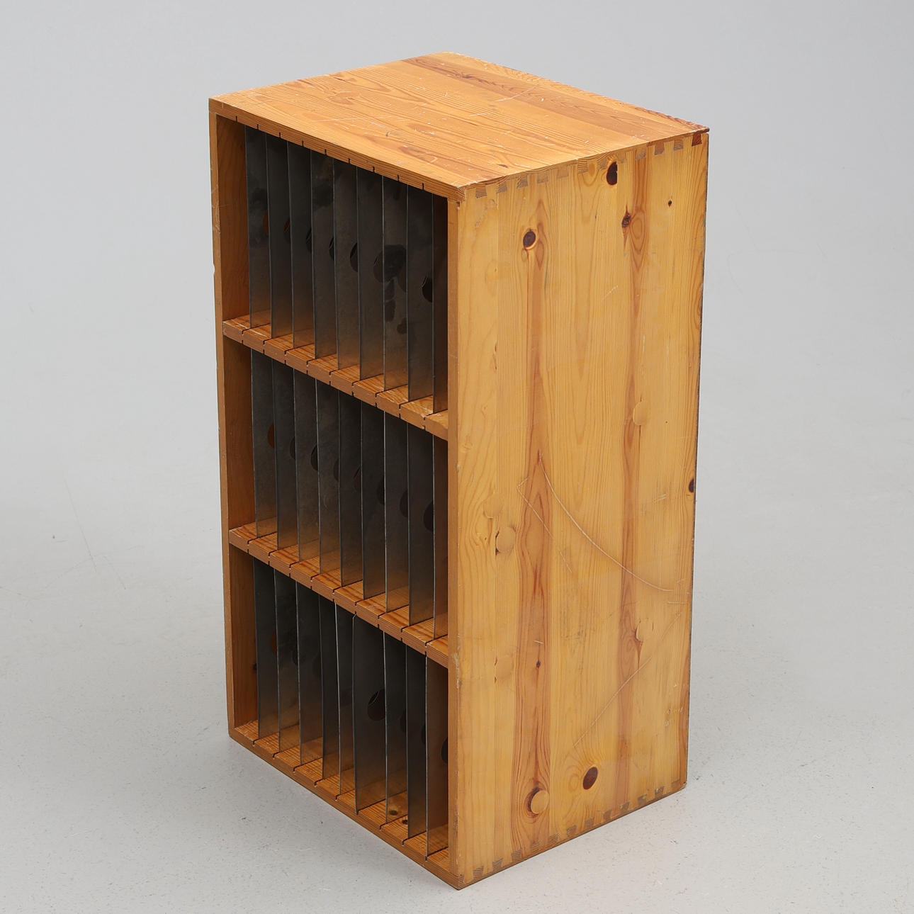 ARKIVHYLLA. Furu, 1900-tal.