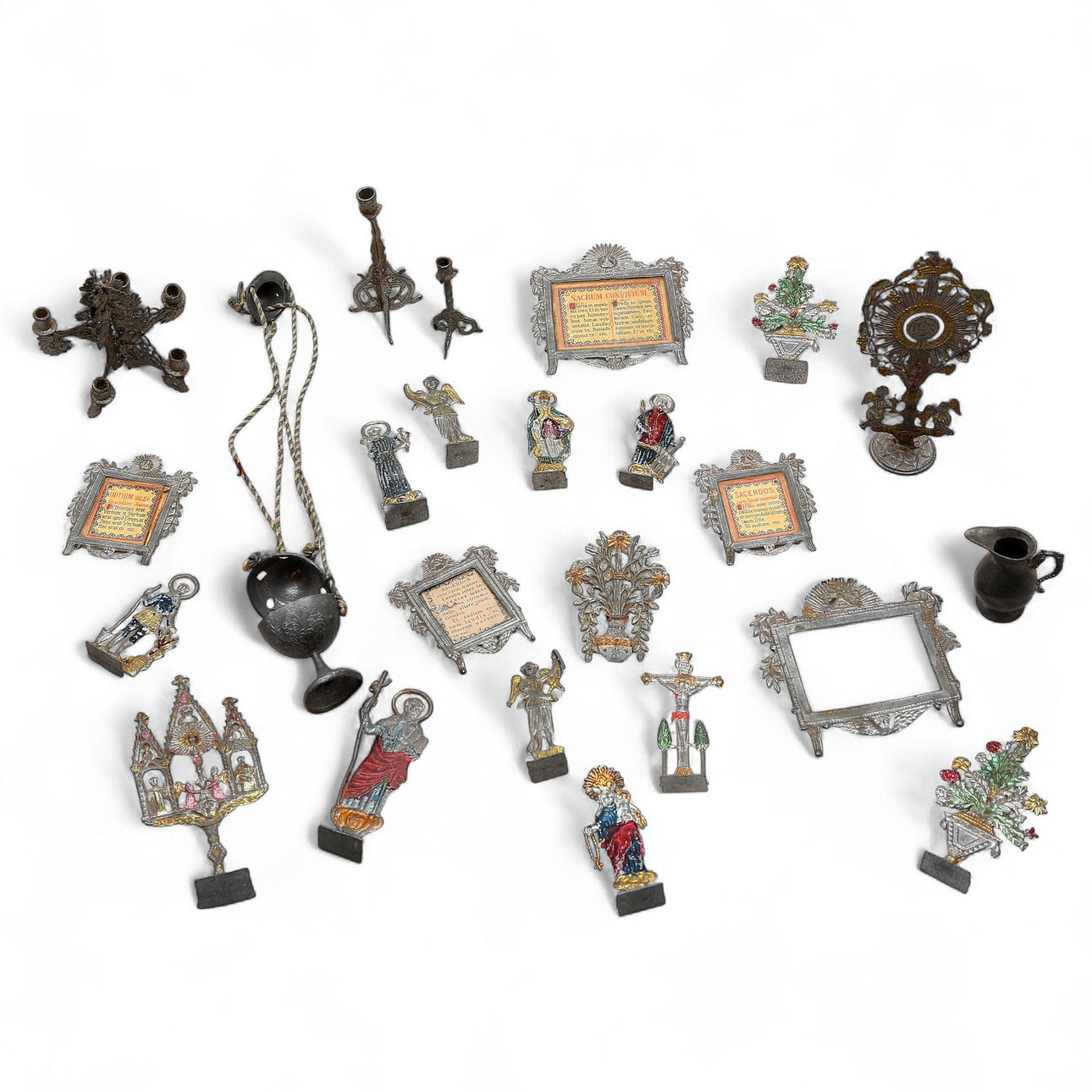 Various lead toy figures, military figures and figures for use in mass, early 20th Century.