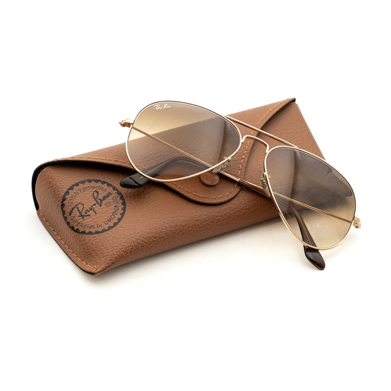 RAY-BAN. Aviator Gradient Pilot -lasit.