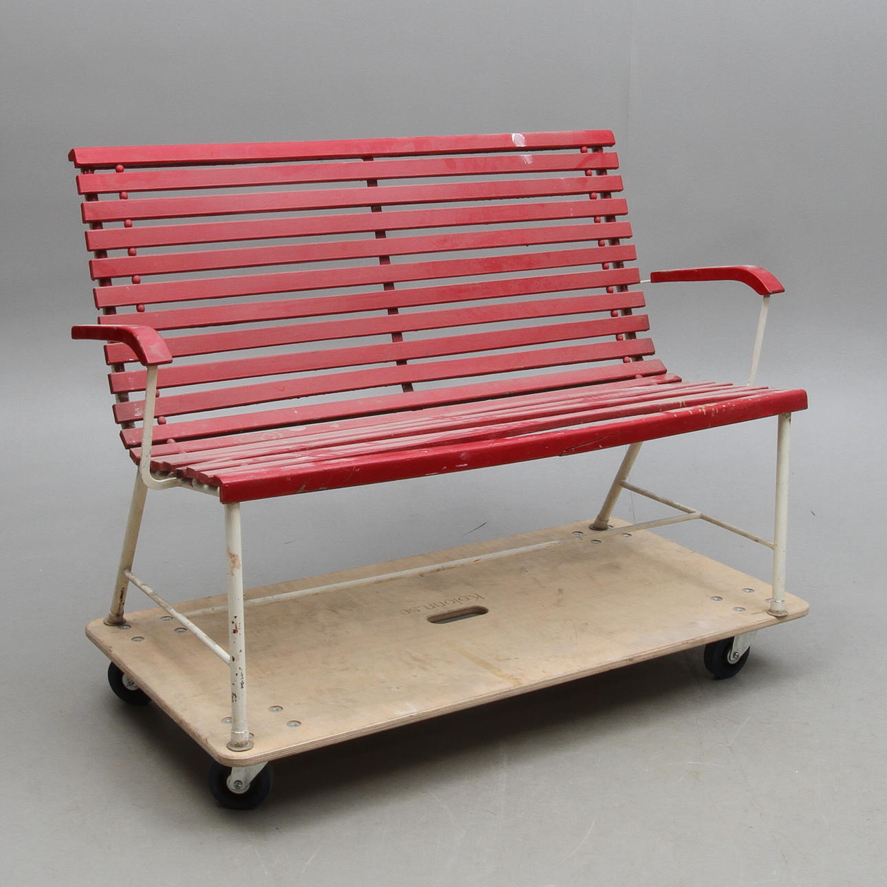 TRÄDSGÅRDSSOFFA, 1900-tal.