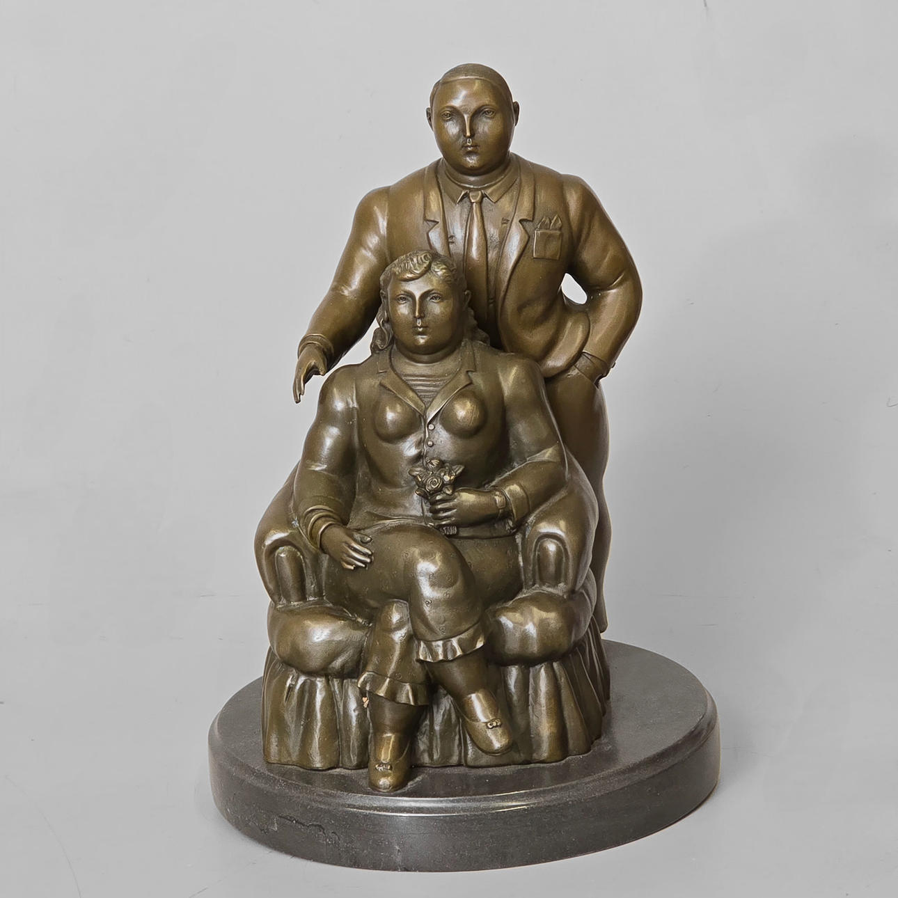 ÆGTESKAB. SKULPTUR EFTER BOTERO-MODELLER.