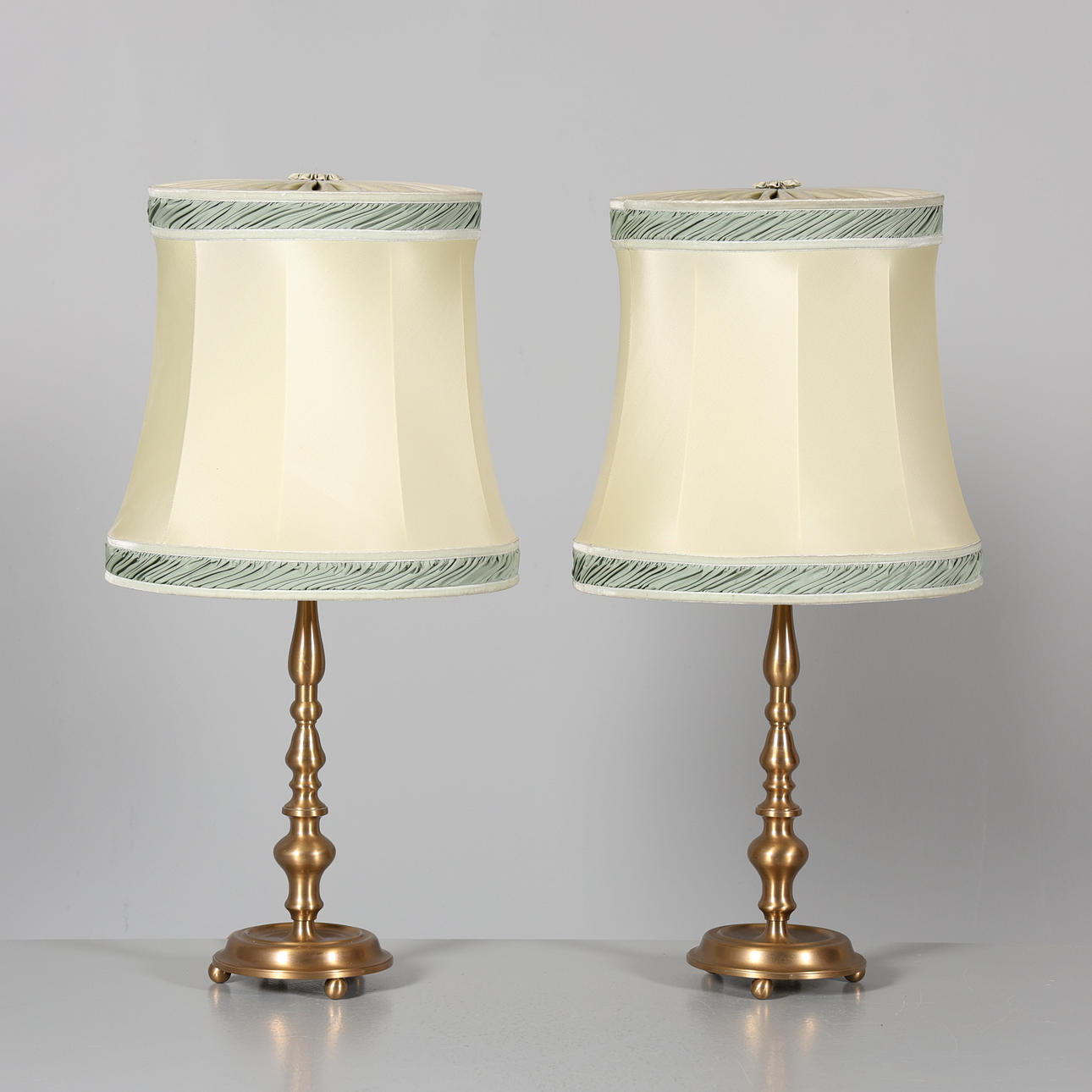 TABLE LAMPS, 1 pair, metal.