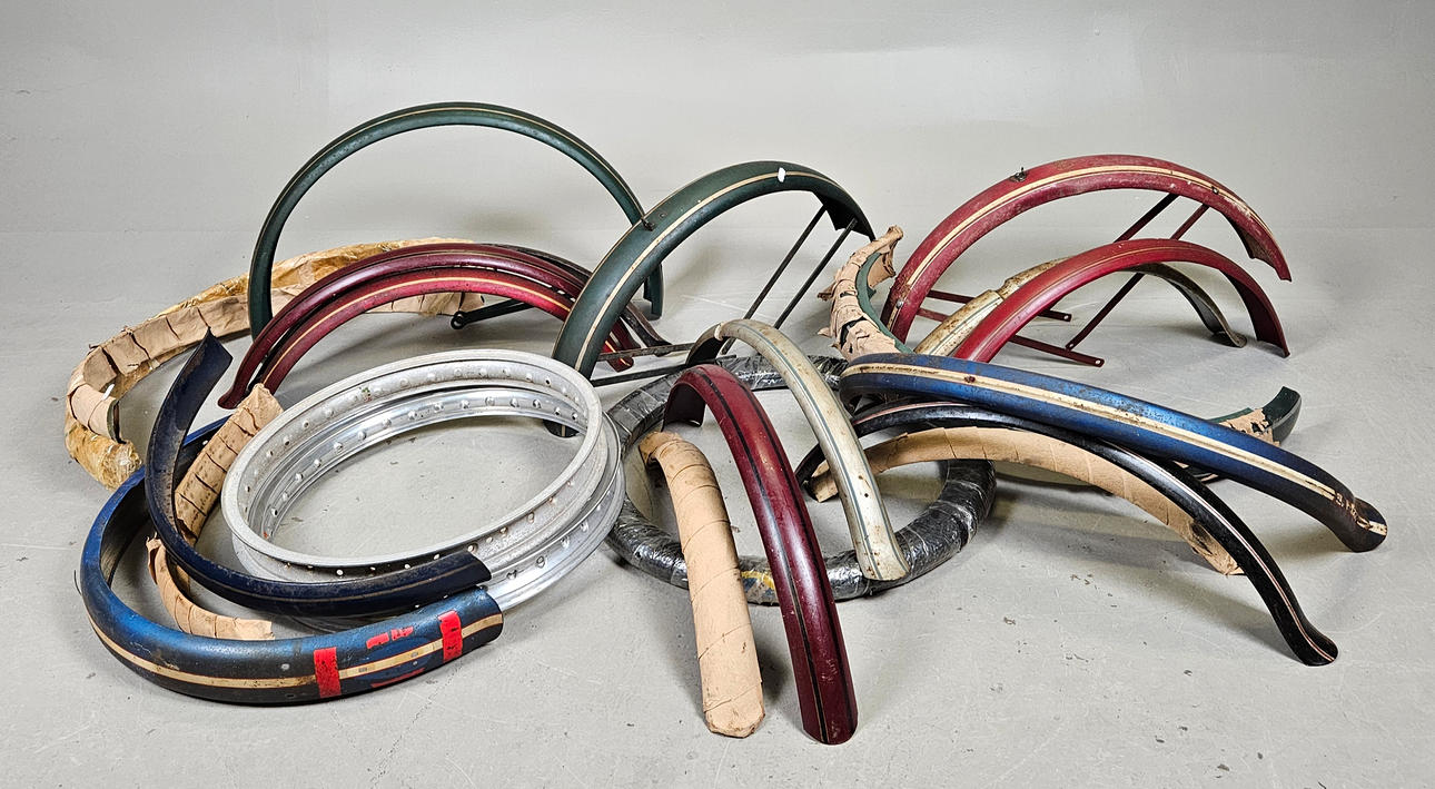 KULKURI- JA MOOTTORIPYÖRÄN OSAT.